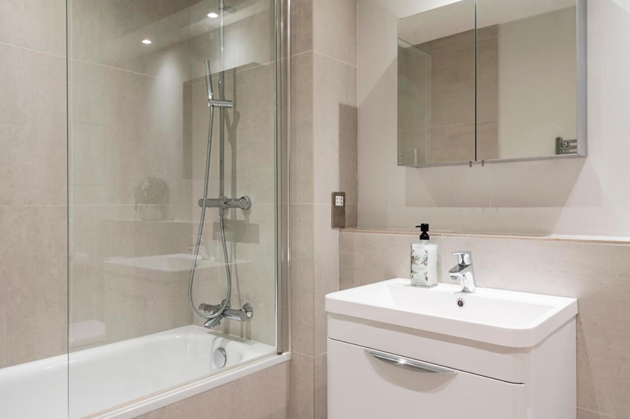 Vauxhall Skyline Apartment 런던 외부 사진